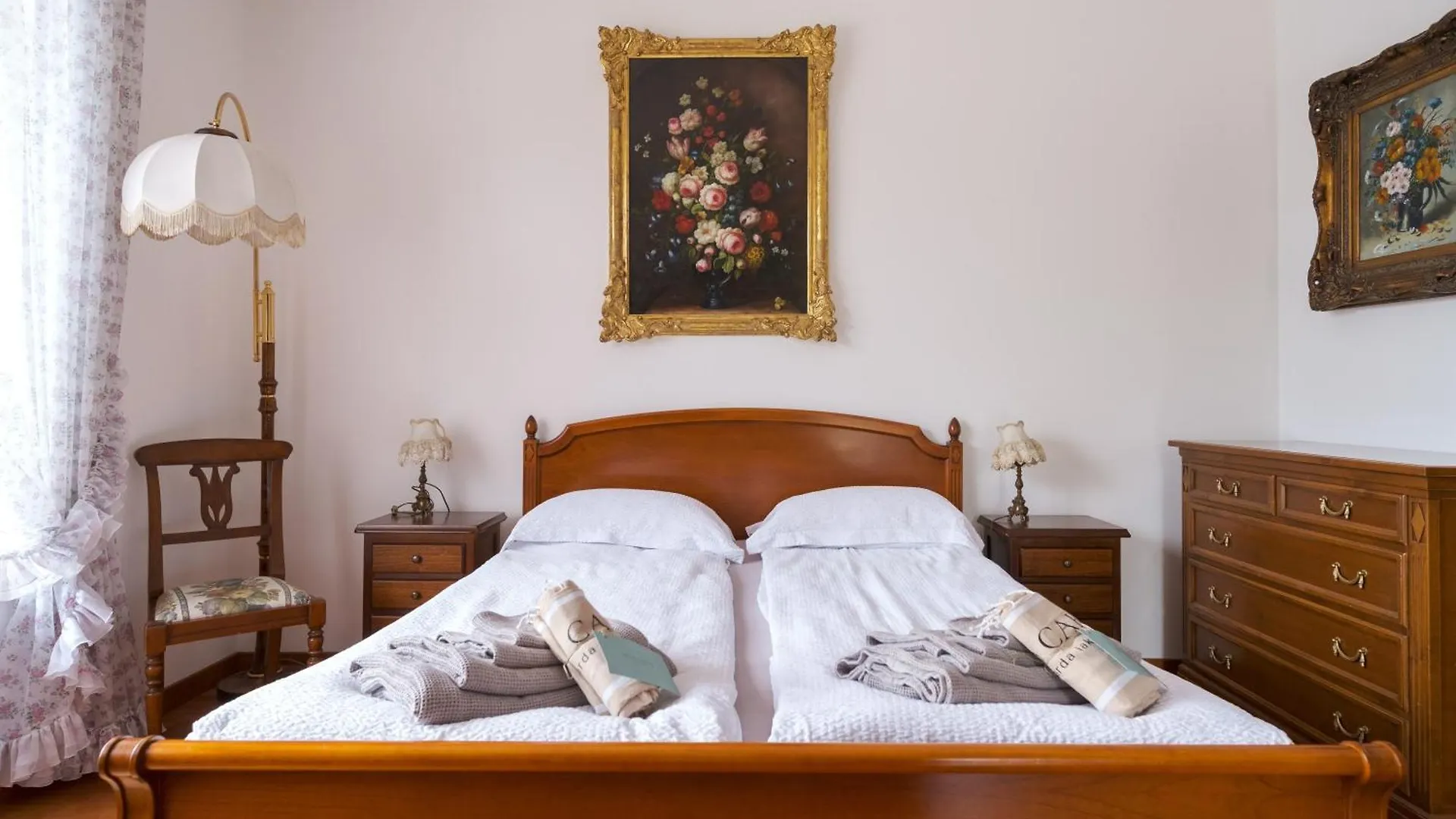 Villa Carini With 3000 Mq Garden & Heated Pool Castelnuovo del Garda Olaszország